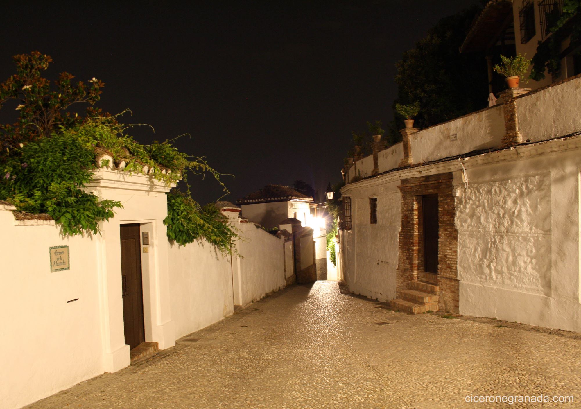 visitas al anochecer Albaicín y Sacromonte Gitano de Granada